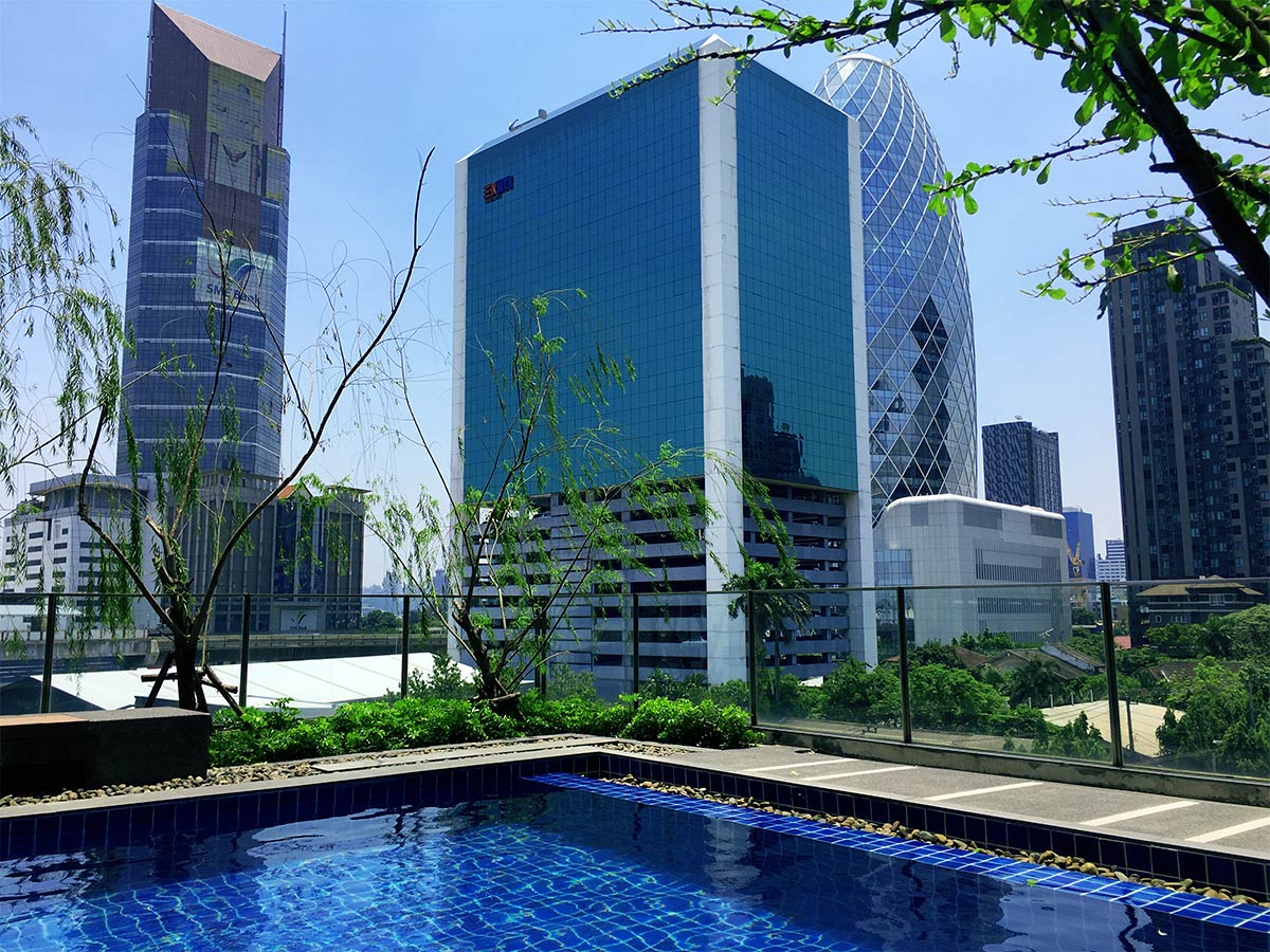 View of the Bangkok Pearl in Ari Bangkok rooftop pool
