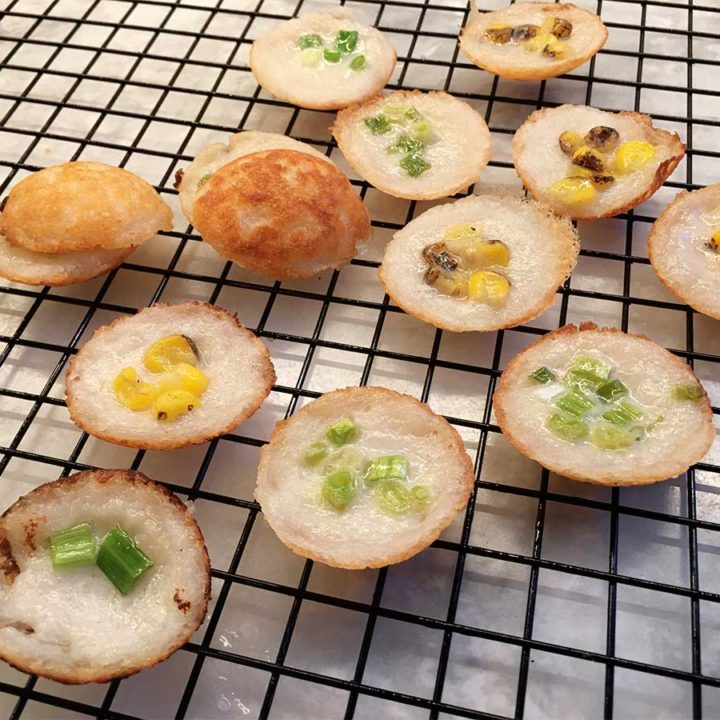 https://thefoodquest.com/wp-content/uploads/2020/01/kanom-krok-recipe-thai-the-food-quest-720x720.jpg