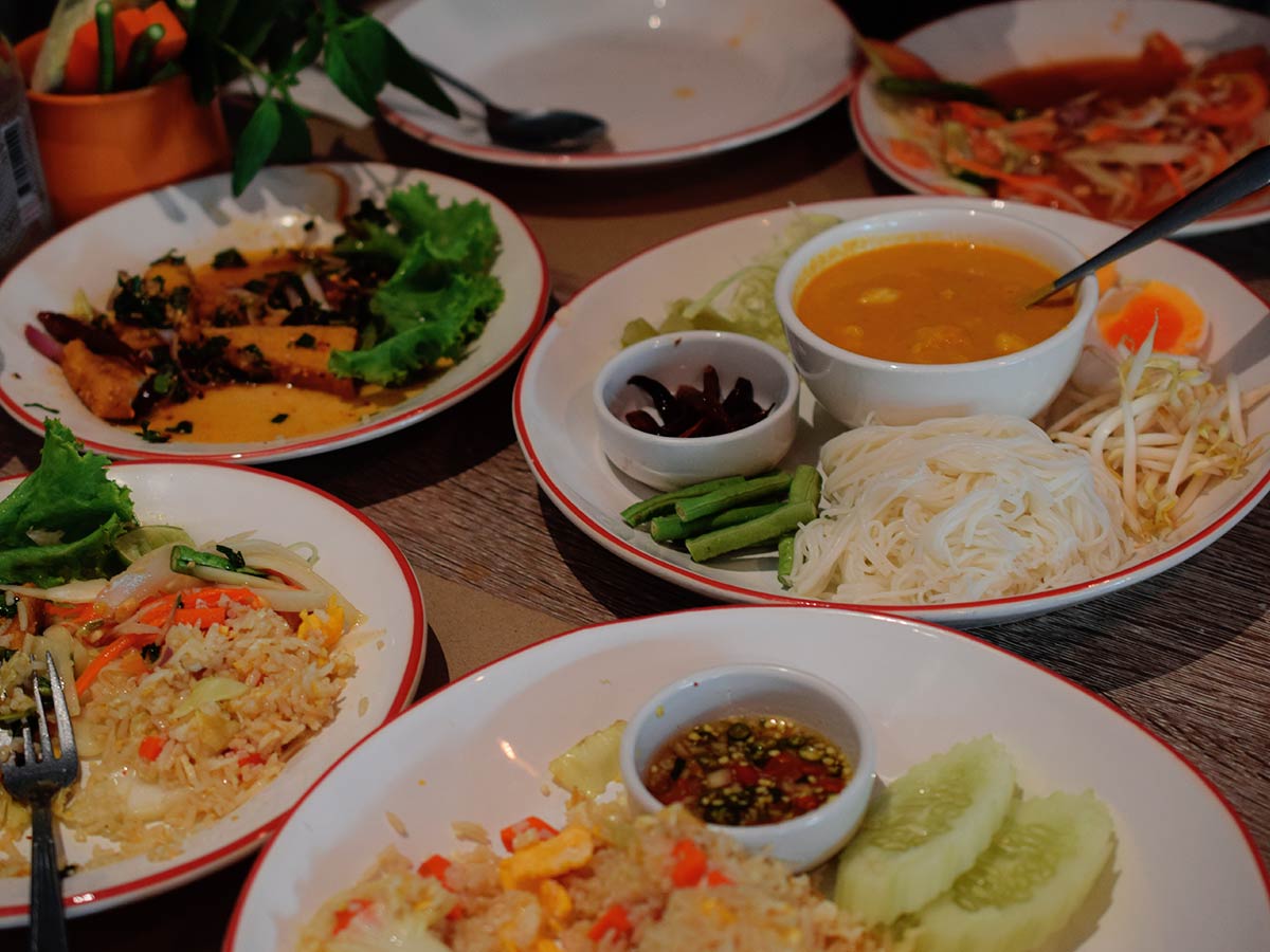 crab curry lay lao ari bangkok the food quest 