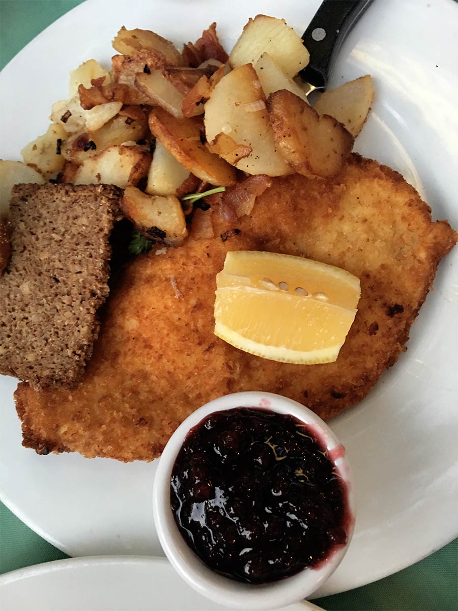 nyc best restaurant german wiener schnitzel at heidelberg