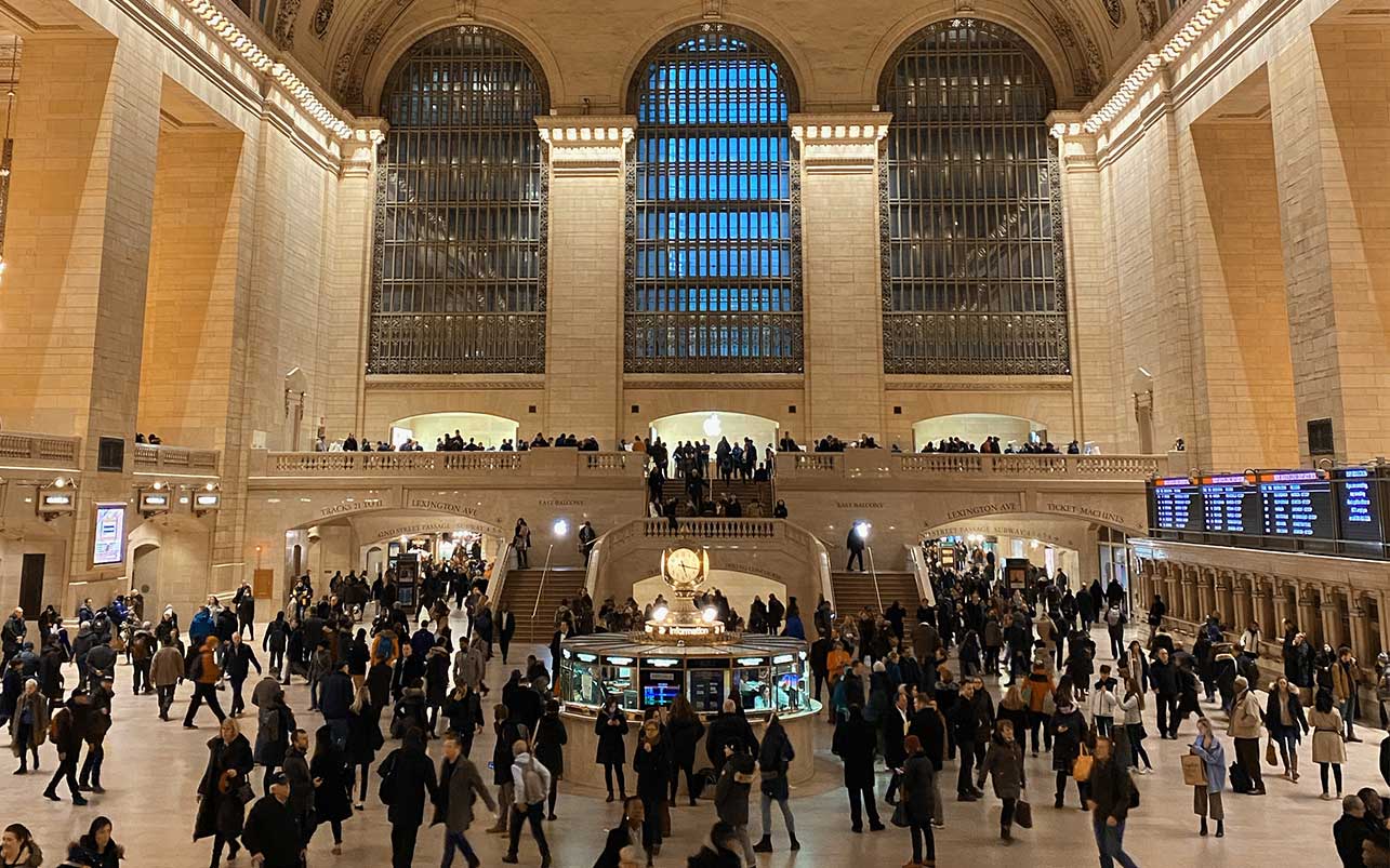 grand central station packed